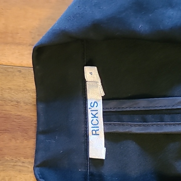 RICKI'S blazer with hook closure - Picture 2 of 6